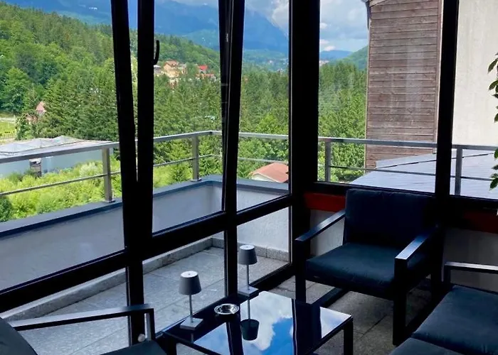 Best View Penthouse - Terrace - 2 Bathrooms - Free Parking