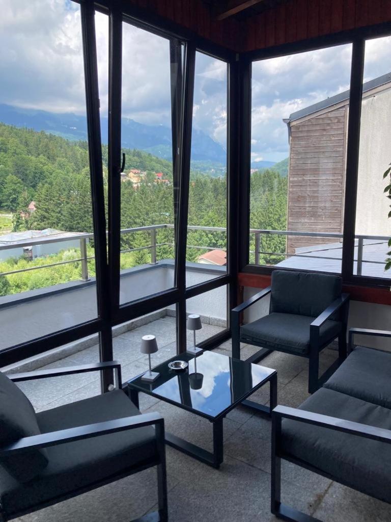 View Ap With Parking And 2 Bathrooms Apartment Sinaia