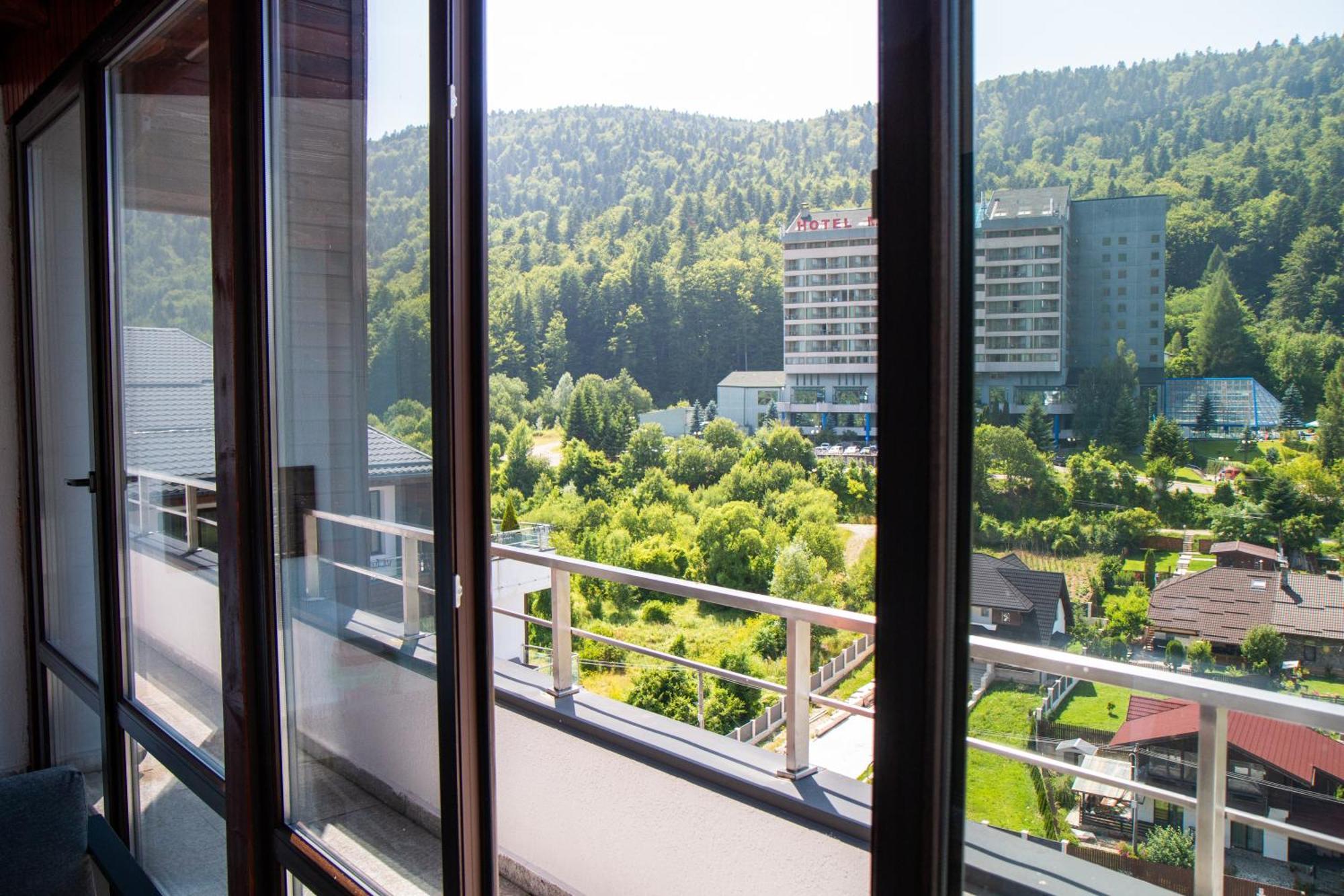View Penthouse - Terrace - 2 Bathrooms - Free Parking *